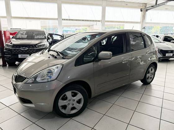 HONDA FIT 1.4 LXL 16V FLEX 4P MANUAL HONDA FIT 1.4 LXL 16V FLEX 4P MANUAL